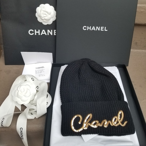 HOSTPICK!!!Chanel Logo Beanie - Picture 3 of 13